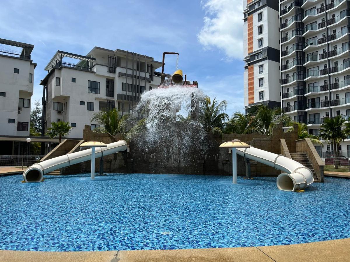 Sg - & Waterpark